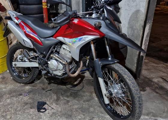 HONDA XRE 300 